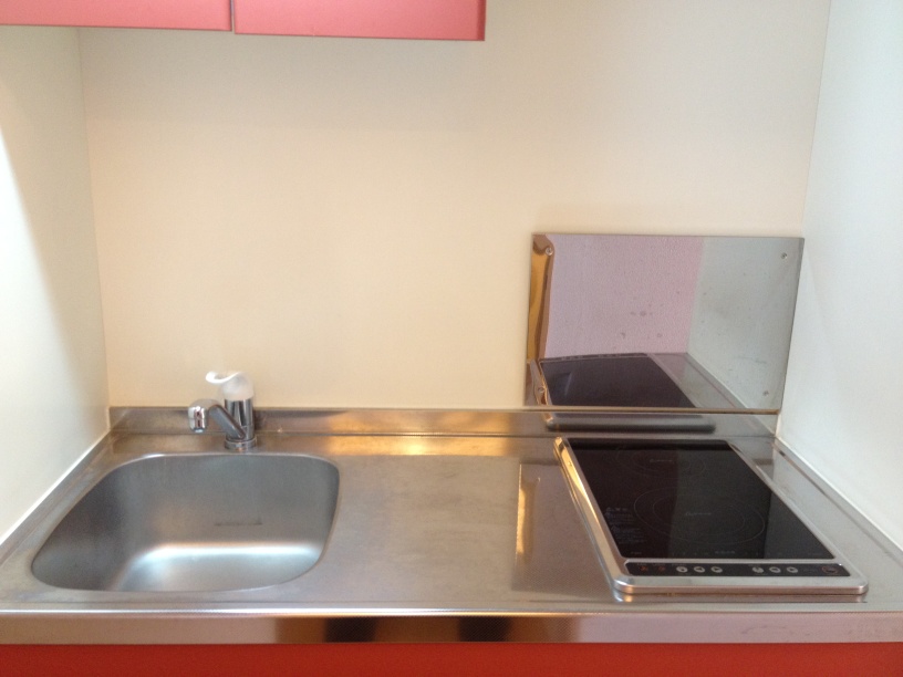 レオパレスエスポワール桜木町 電気コンロが2口あるタイプ