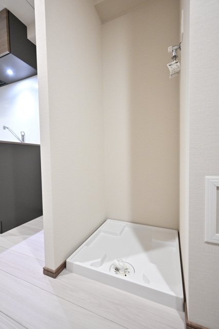 ＧＲＡＮＳＩＴＥ　ＮＡＫＡＭＥＧＵＲＯ6階 室内洗濯機置場