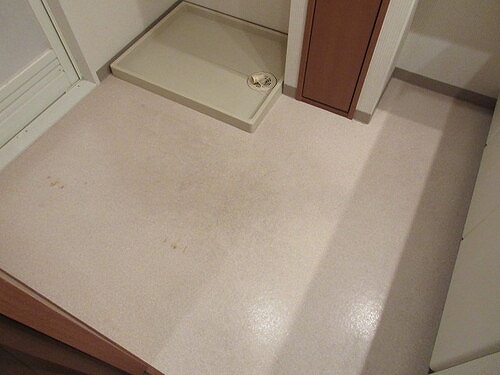 ライオンズステージ目黒本町 室内洗濯機置場　※2022年3月撮影