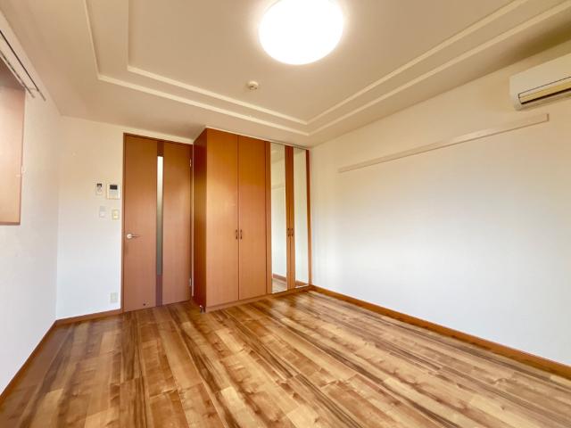 サンモールＳ，Ｔ105号室 洋室