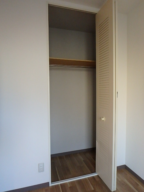 クレセールＫ0206号室 収納