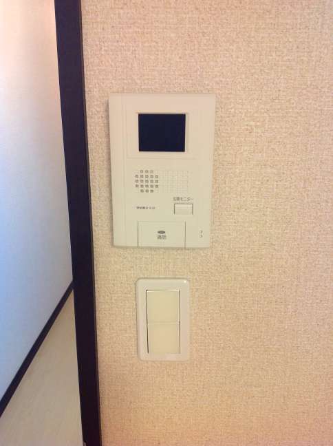 レオネクスト和202号室 モニター付きインターホン