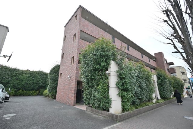 ヴァンシャルマンＯＺ3階 外観