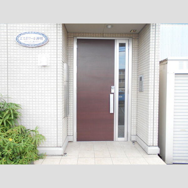 エスポワール神明 エントランス
