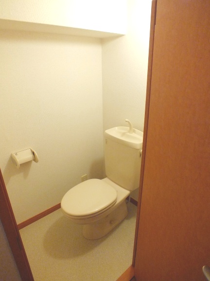 レオパレスグリーンヒルズ204号室 女性に人気のバス・トイレ別