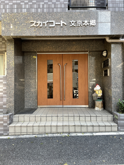 スカイコート文京本郷 エントランス