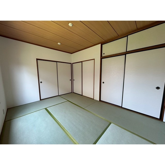 ハイツ柿澤 和室6帖