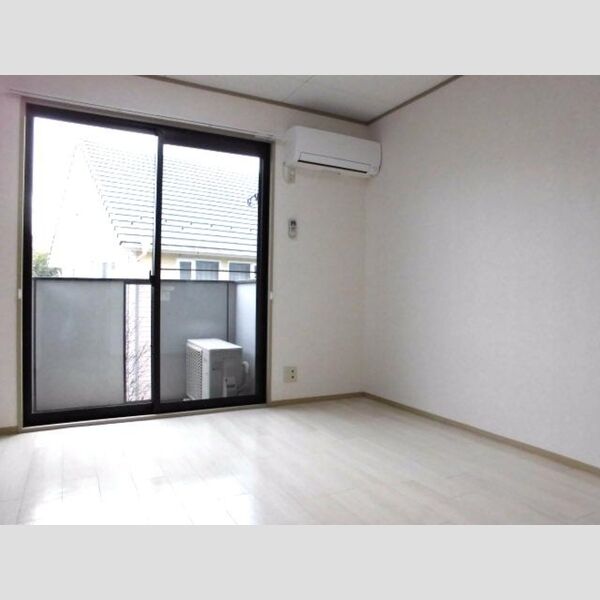 スマイルコート201号室 洋室