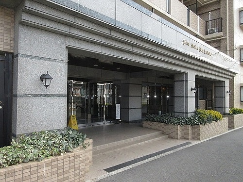 ライオンズステーションプラザめじろ台 エントランス