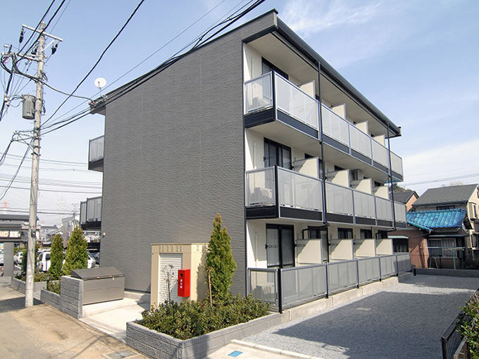 レオパレス第５いずみの外観画像