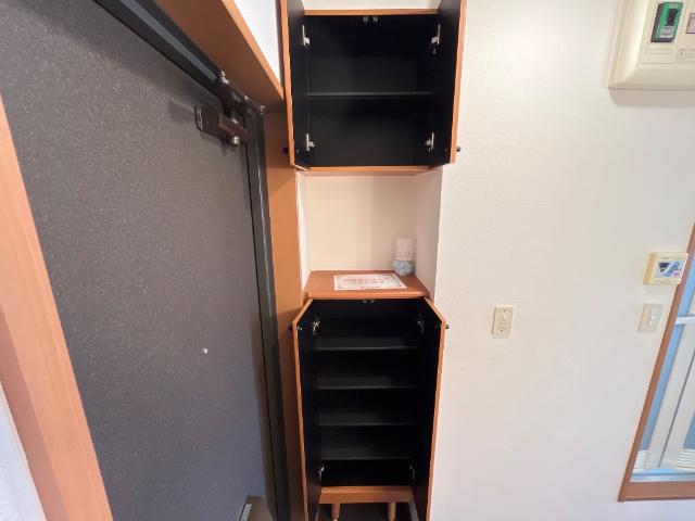 ドリーム７８203号室 下駄箱