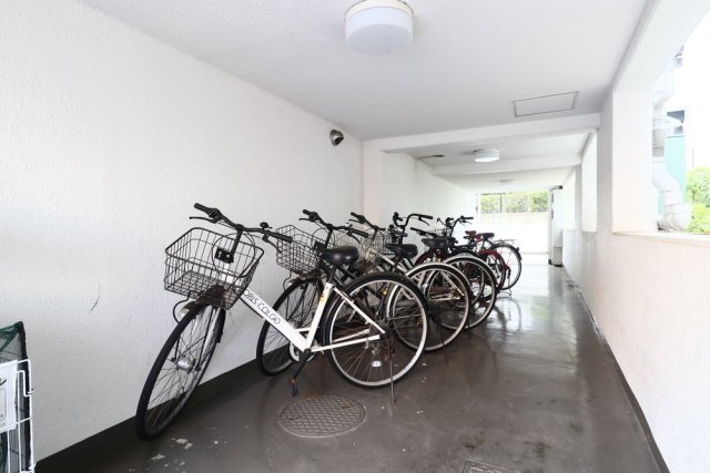 ダイホープラザ東十条1階 駐輪場