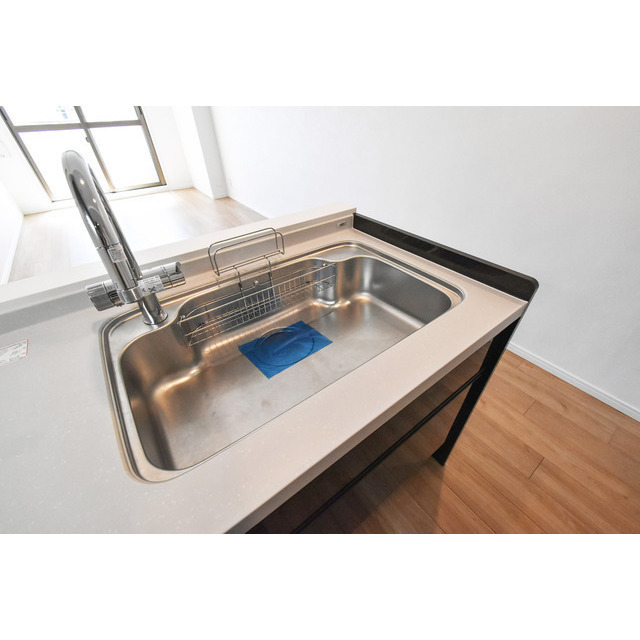 オーパスホームズ白山0402号室 内観