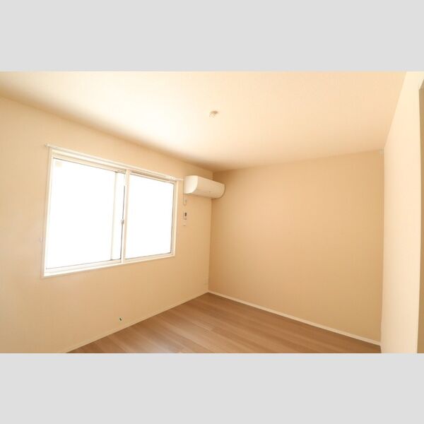 グランテージ海神B101号室 洋室