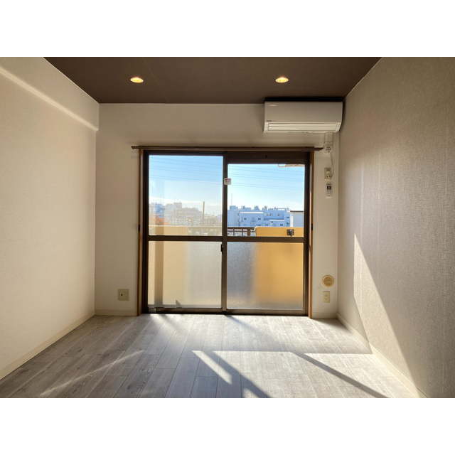 マーメイド湘南 洋室　Renotta(C)