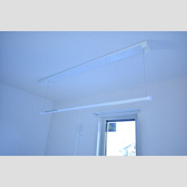 ルミナステラス201号室 室内物干し