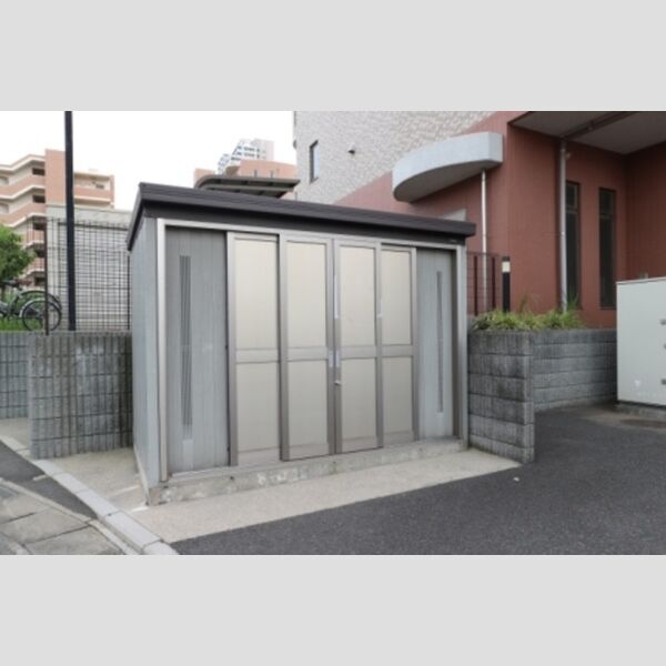 アルカンシェル211号室 敷地内ゴミ置場