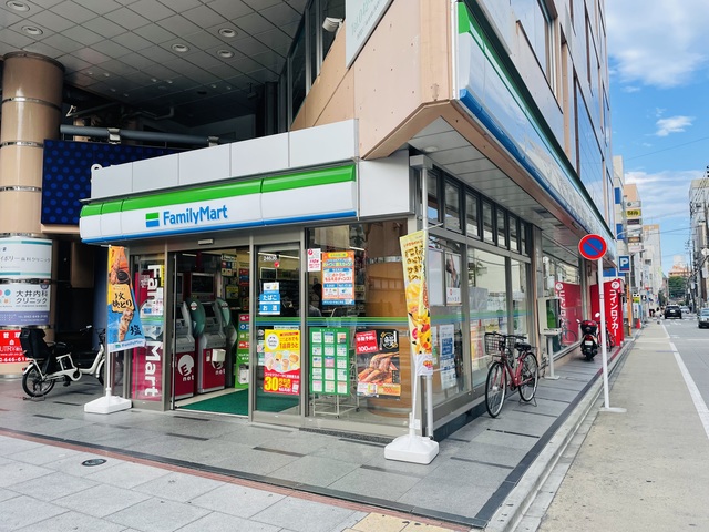 第３今泉ビル0301号室 【コンビニエンスストア】ファミリーマート八王子パーク壱番街通り店まで59ｍ