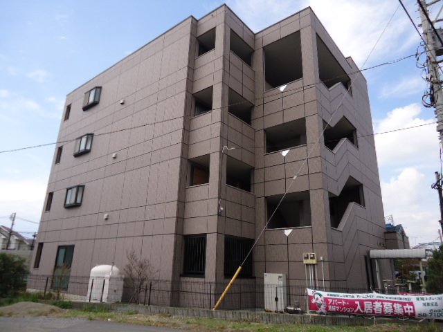 ソレジオ湘南 外観写真（昼）