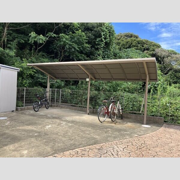 メゾン・デュ・シーニュ 駐輪場