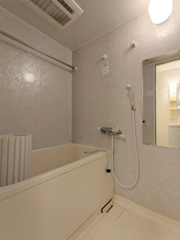 ガーデン代々木八幡104号室 お風呂