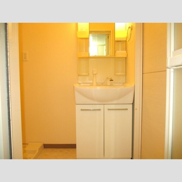 ラプランタン　B 洗髪洗面化粧台