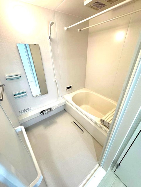 ラ・プルミエール201号室 お風呂