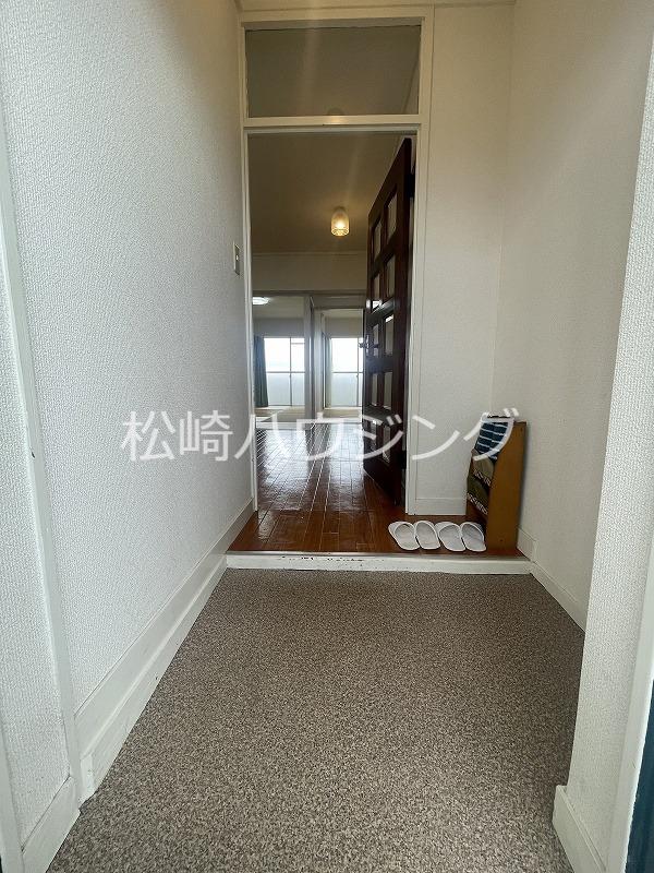 上高田４丁目団地2号棟 玄関