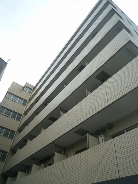 スカイコート浮間ガーデン203号室 外観