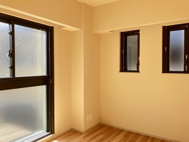 ザ・パークハウス鷺沼612号室 洋室6帖　2025年11月撮影