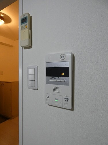パールハイツＫＭ TVモニター付インターホン（内装後）