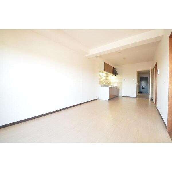 エクセルハイム城山 リビング