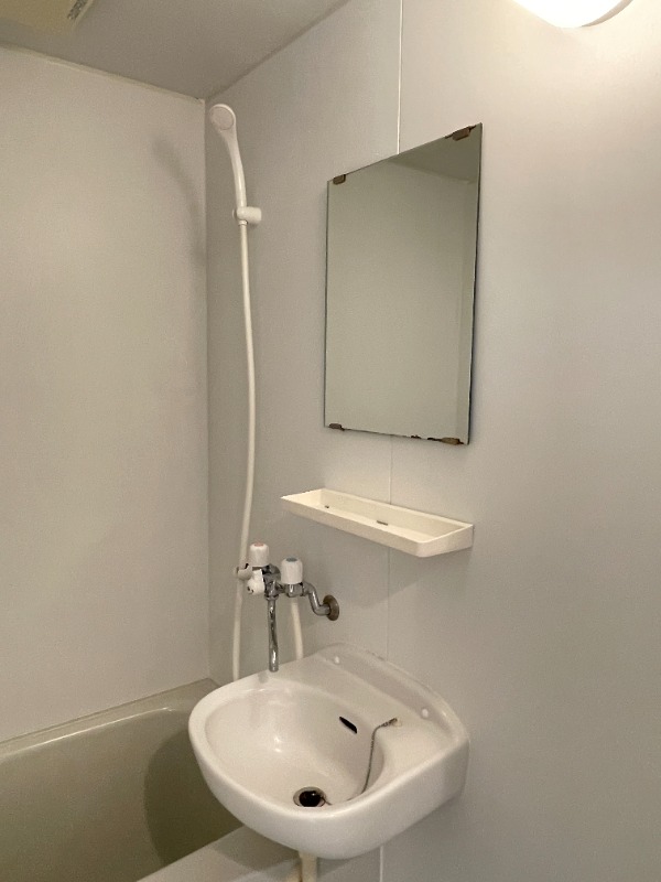 Ｗｉｎｄｙ Ｈｉｌｌｓ 横浜吉野町3階 同建物別部屋の参考画像