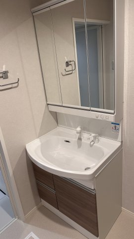 Ｉｏｌｉｔｅ0101号室 洗面