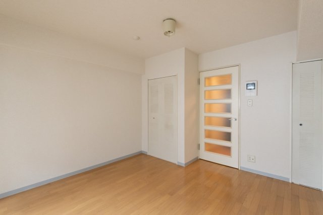 ナイスアーバン鶴見中央601号室 同建物別部屋の参考画像