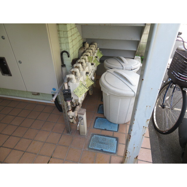 メゾンスエヒロ ゴミ集積所