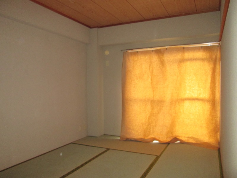 パレ岸町1階 ※別部屋参照