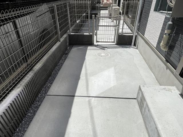 メゾンアルス101号室 専用庭