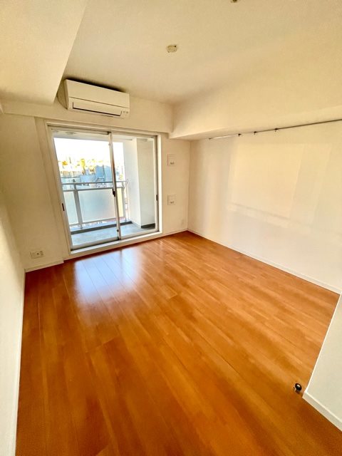 レジディア四谷三丁目8階 寝室