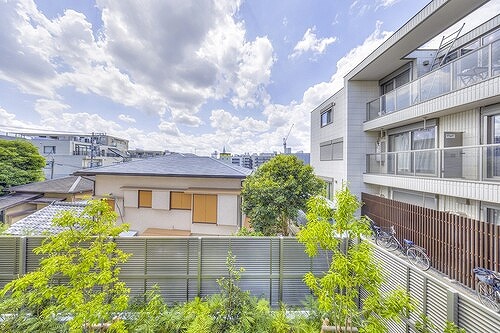 ピアース四谷Ｈｉｌｌｓ3階 バルコニーからの眺望　※2025年7月撮影の写真