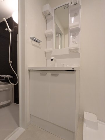 ケイディーエックスレジデンス原木中山0511号室 洗面