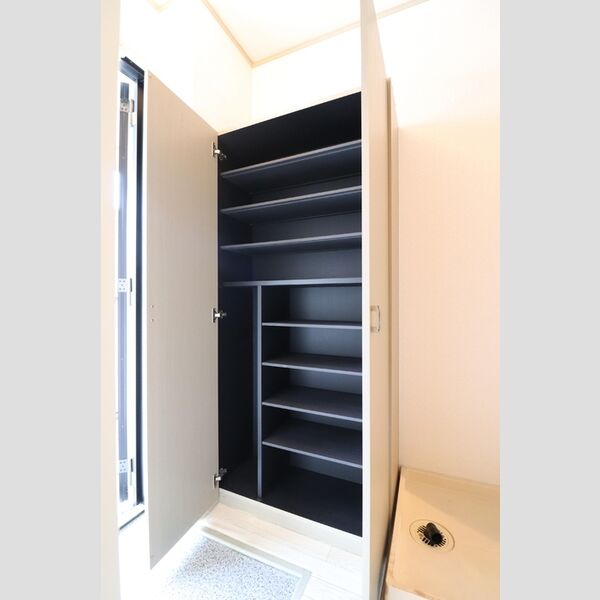 メープルリーフ 玄関