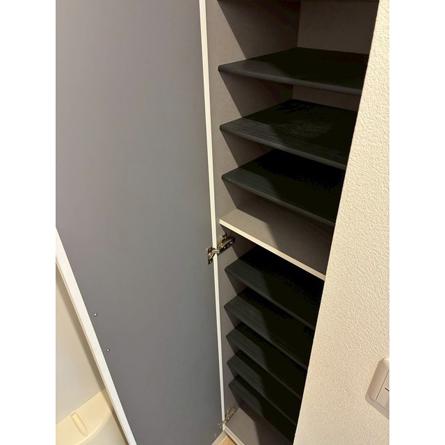 ＳＨＥＬＬＯＲＡ 靴箱