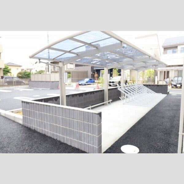 アベニュー　B 駐輪場