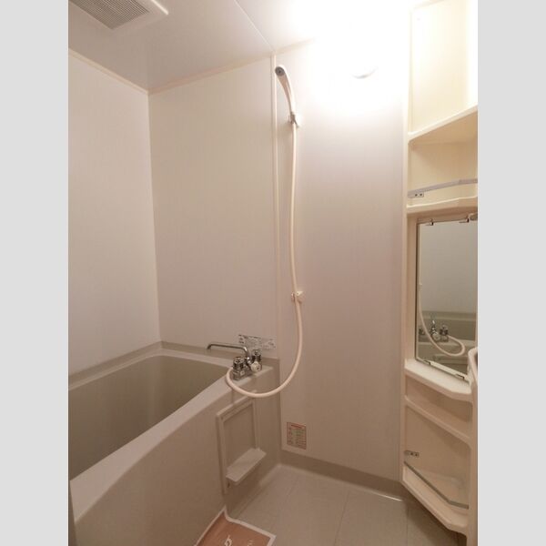 ドエルウエスト 浴室