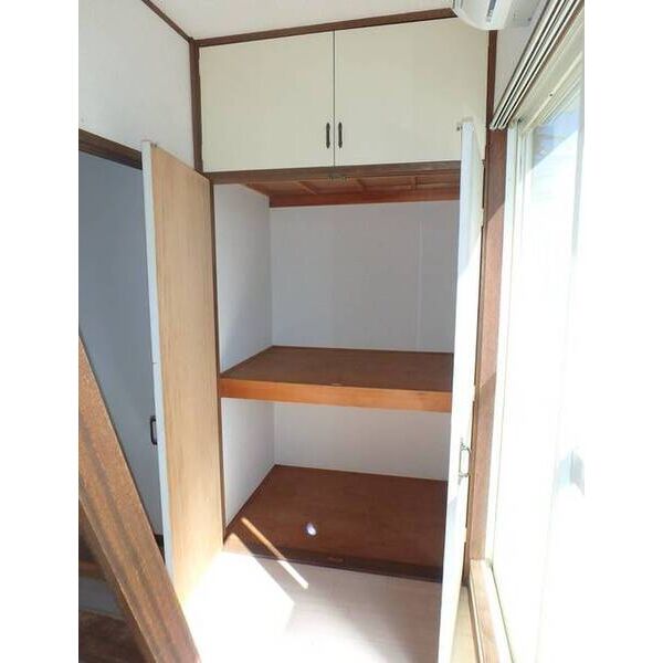 アルペジオ多摩0202号室 収納