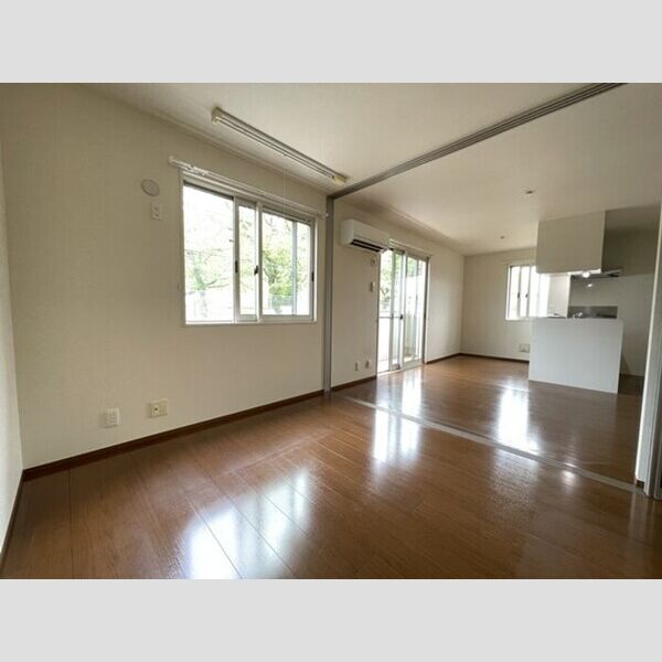 ハイブリッジ　Ⅰ102号室 洋室　5帖