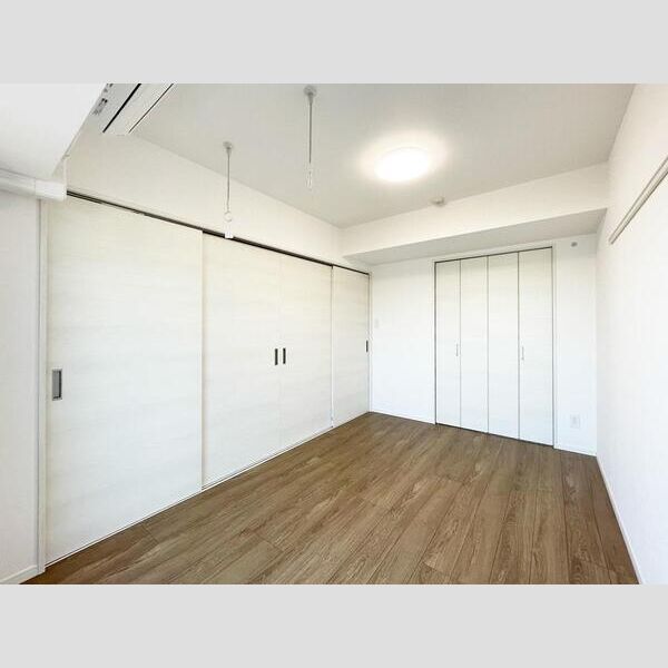 Alivis東瑞江306号室 リビング