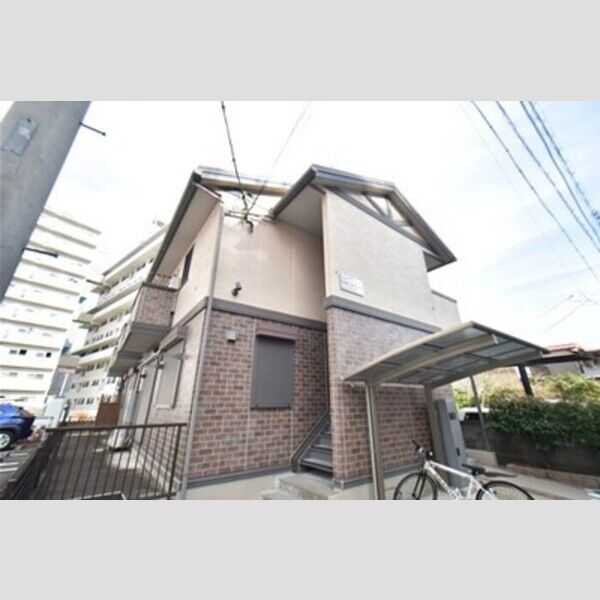 トロワ・エトワールの外観画像