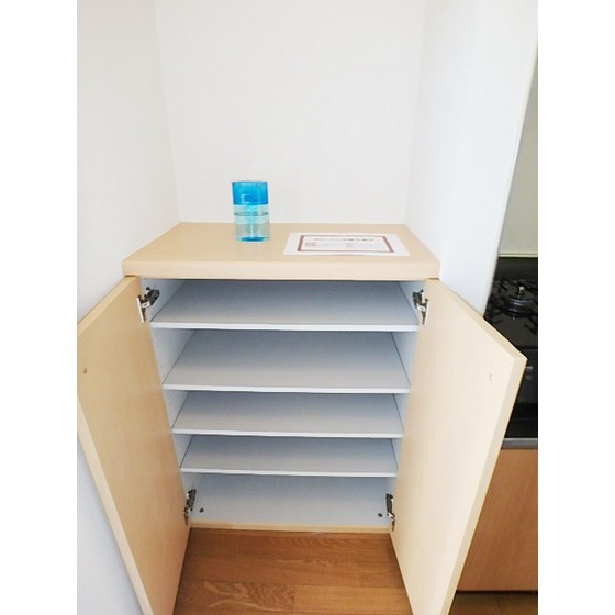 セレ千歳烏山103号室 収納